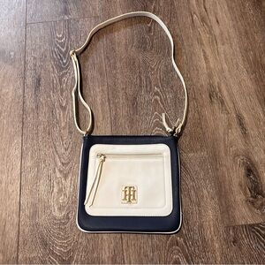 Tommy Hilfiger Crossbody bag white and Navy
